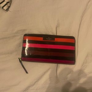 Kate Spade Zipper Wallet
